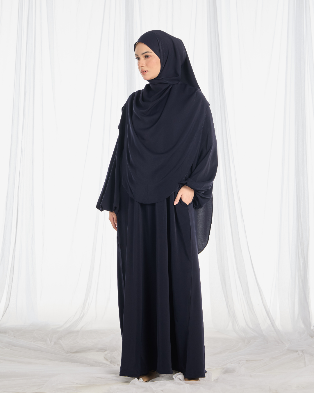 PO II : Warda Khimar Set in Navy
