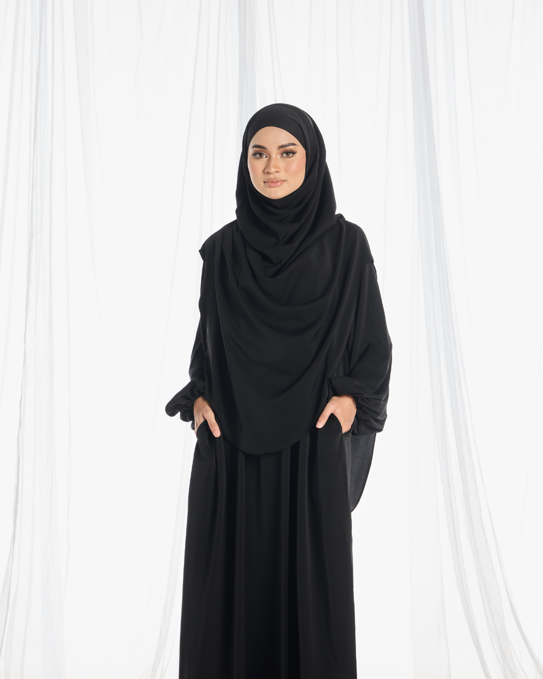 PO II : Warda Khimar Umrah Set in Black