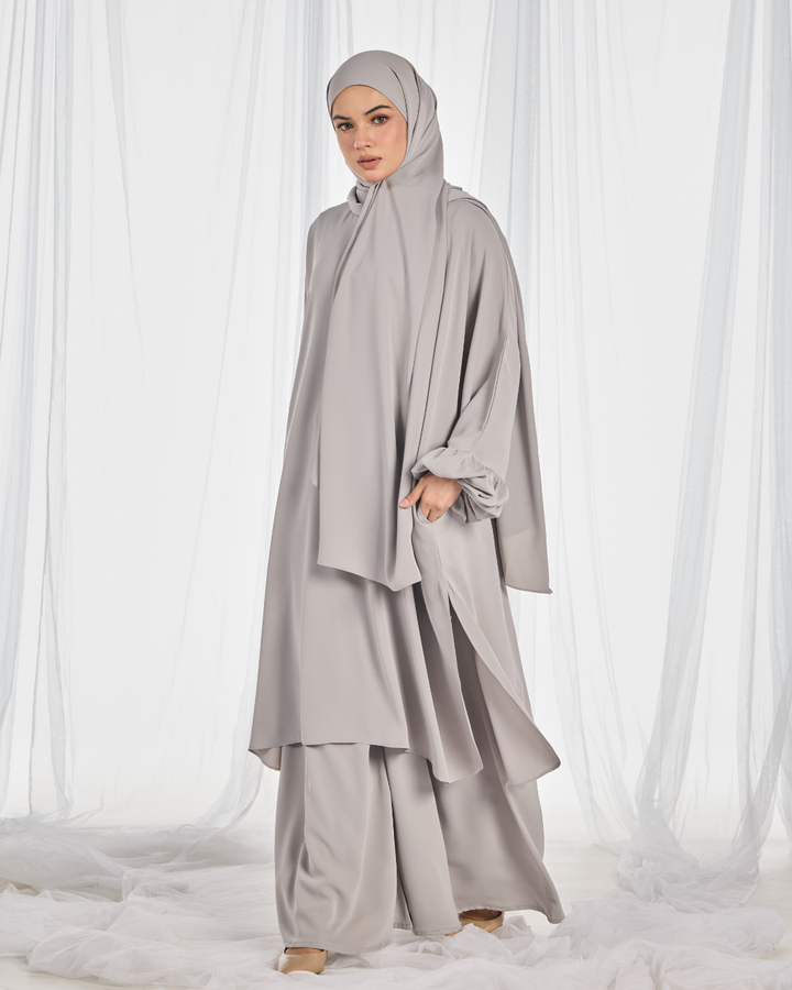 PO: Hajar Pantsuit in Silver