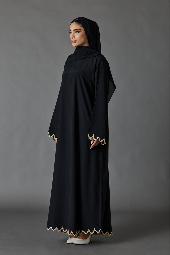 PO : Elysia Abaya in Black with Gold