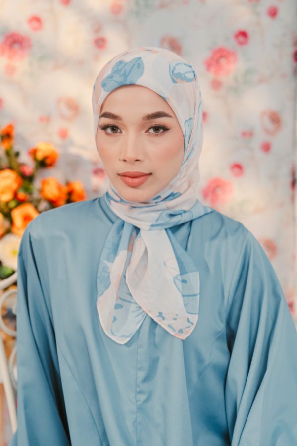 Dewdrop Delight Square Scarf
