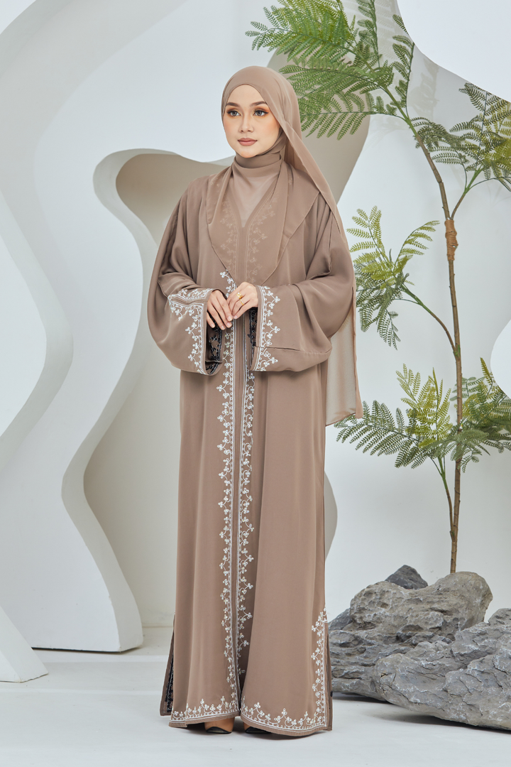 Nydia Abaya in Brown
