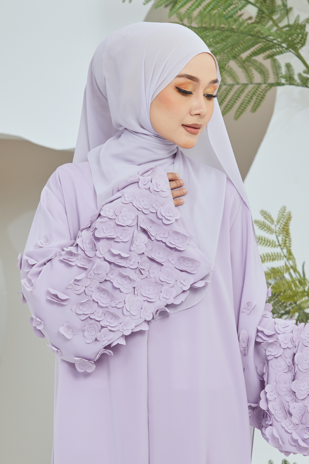 Diana Abaya in Lilac