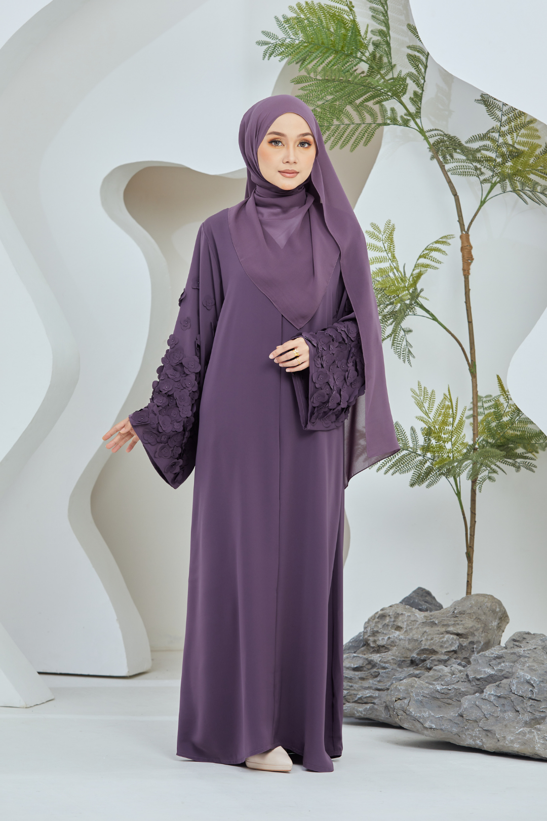 Diana Abaya in Dark Purple