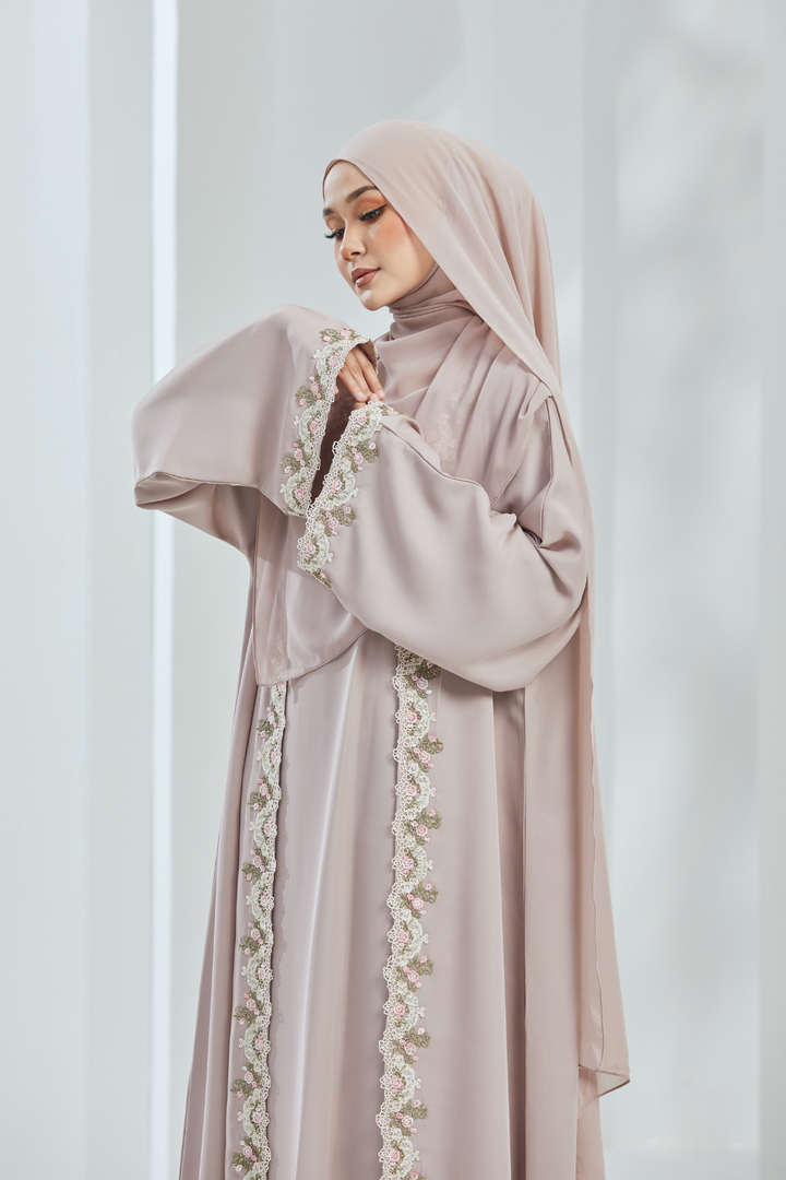 Raufaa Abaya in Taupe