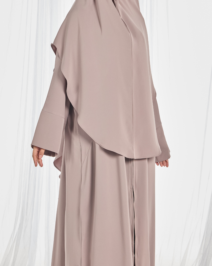 PO II : Safa Khimar Umrah Set in Taupe