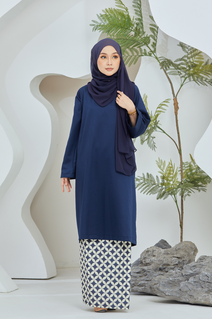 Camelia Baju Kurung in Navy Blue