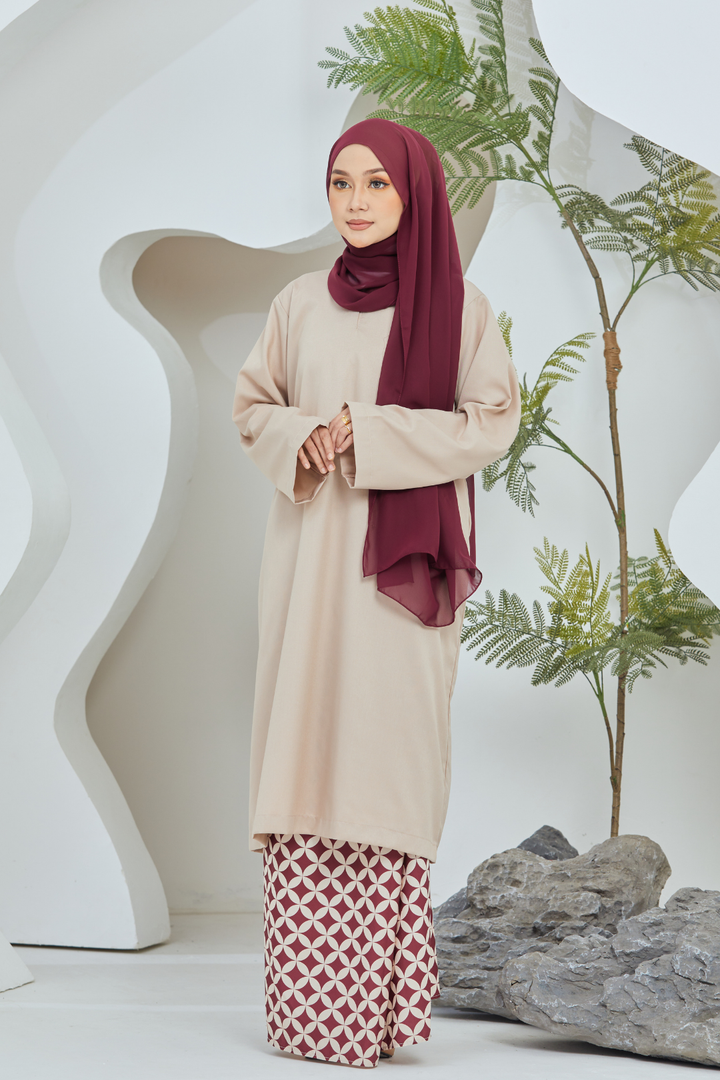Camelia Baju Kurung in Beige