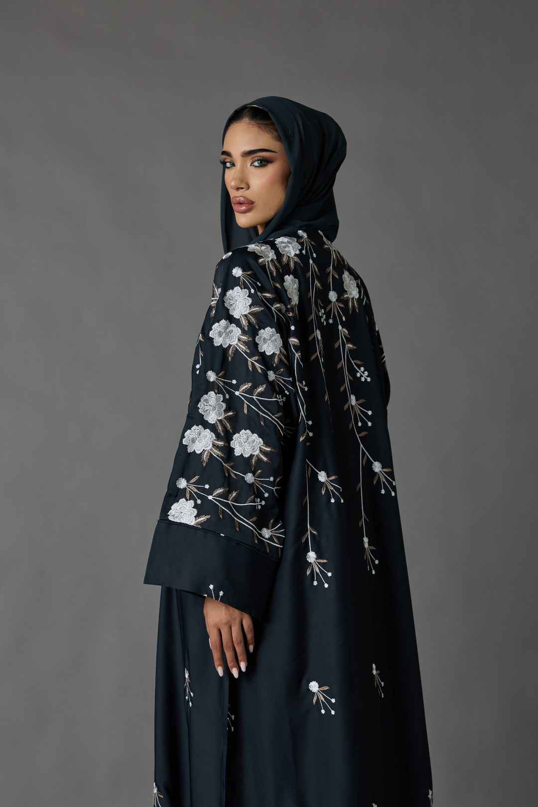 Hilya Abaya