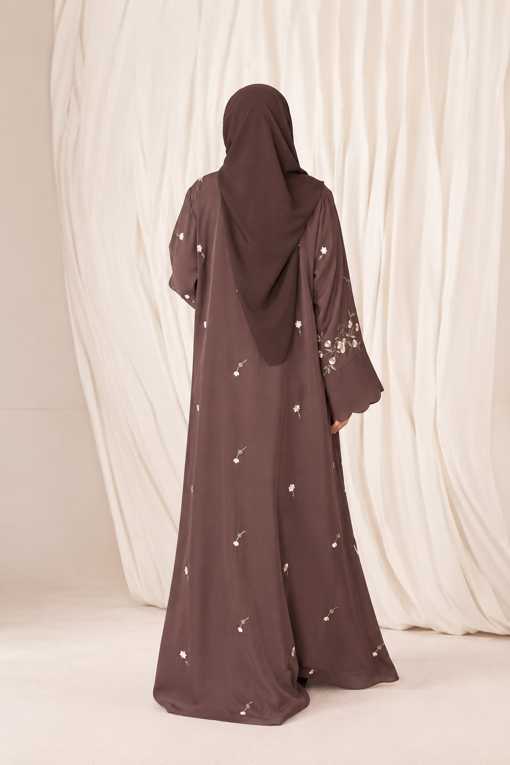 Naira Abaya