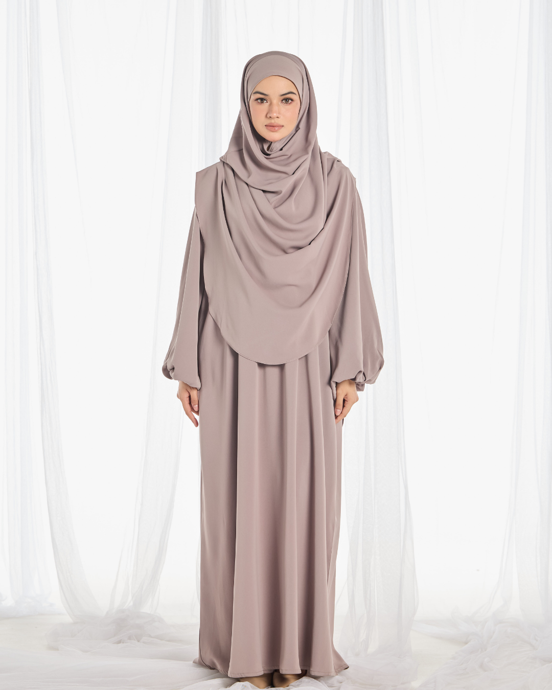 PO II : Warda Khimar Umrah Set in Taupe