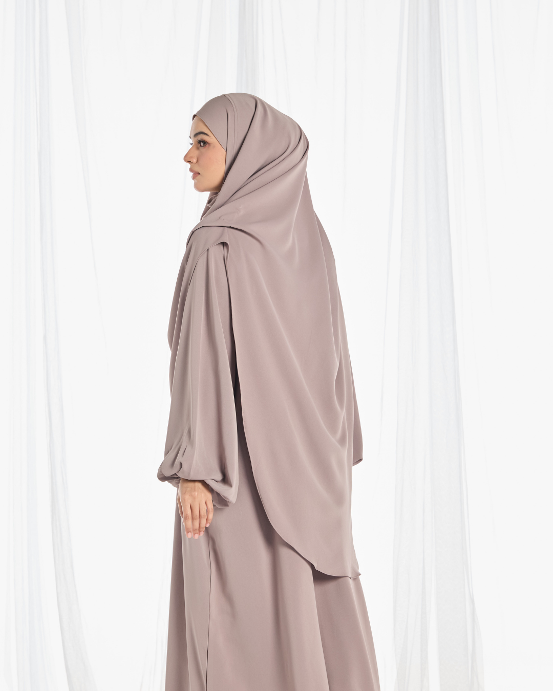 PO II : Warda Khimar Umrah Set in Taupe