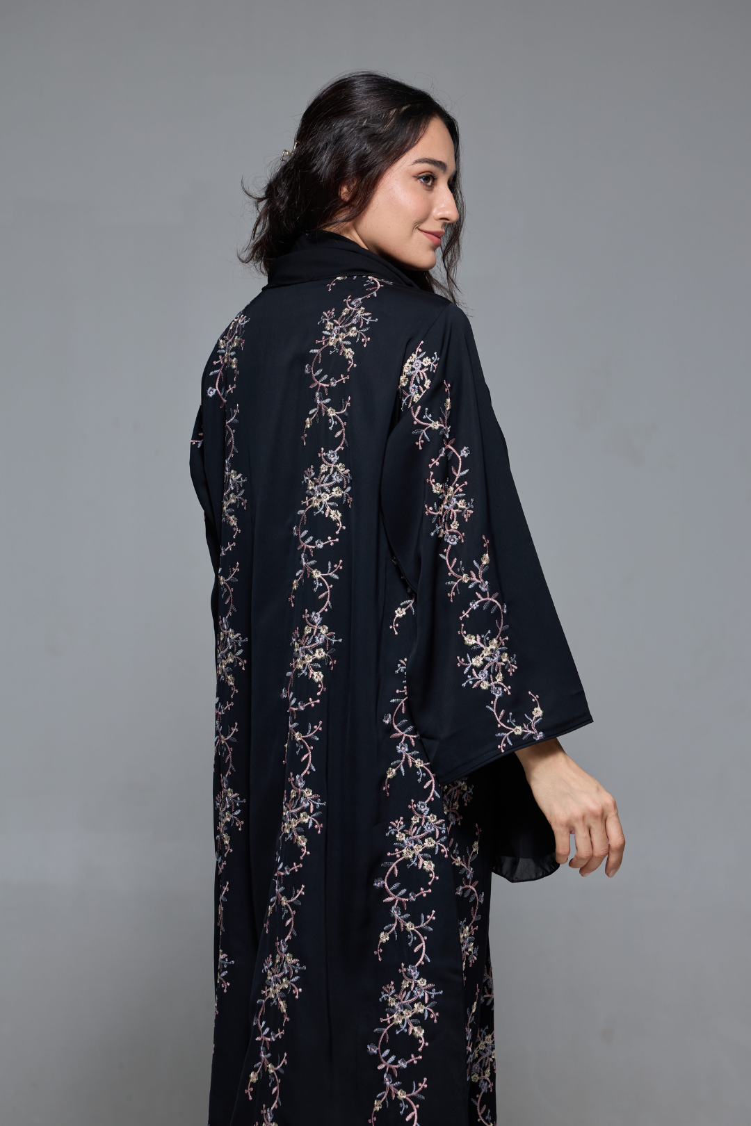 Luna Abaya in Black