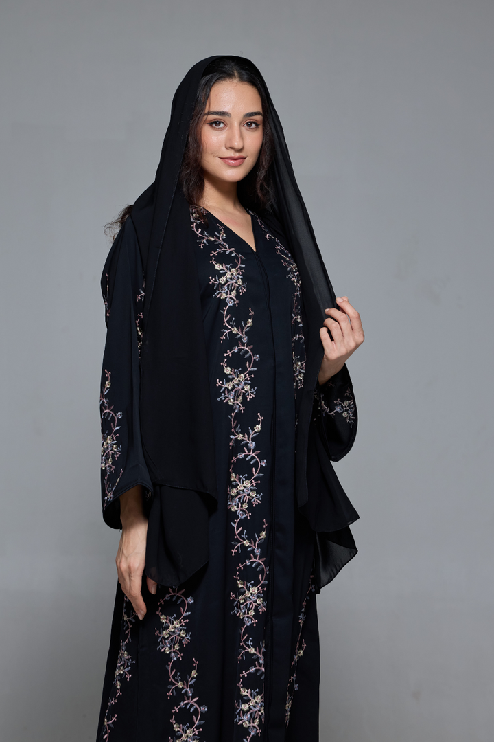 Luna Abaya in Black