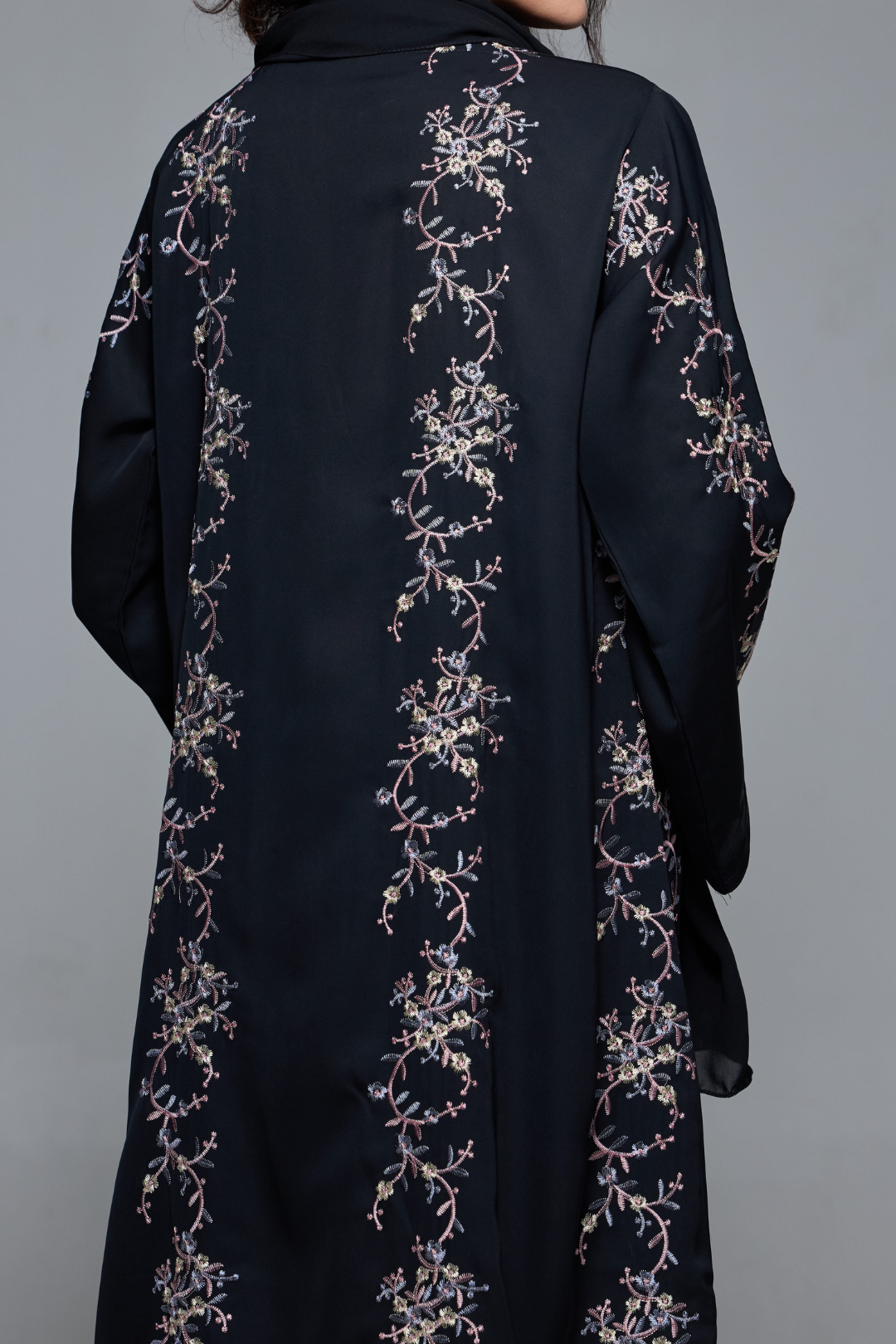 Luna Abaya in Black