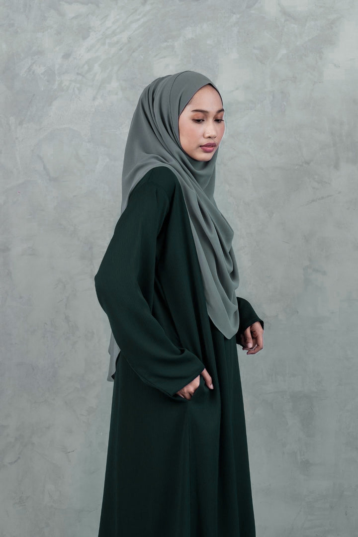 Basic Luxe Abaya