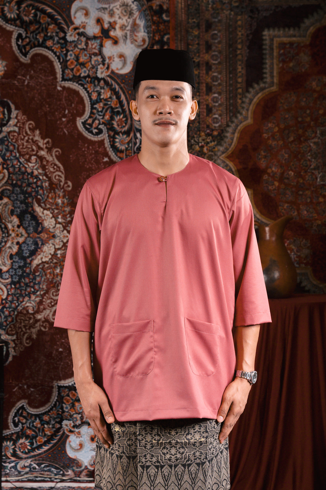 ARNA : Satria Baju Melayu in Dusty Roses