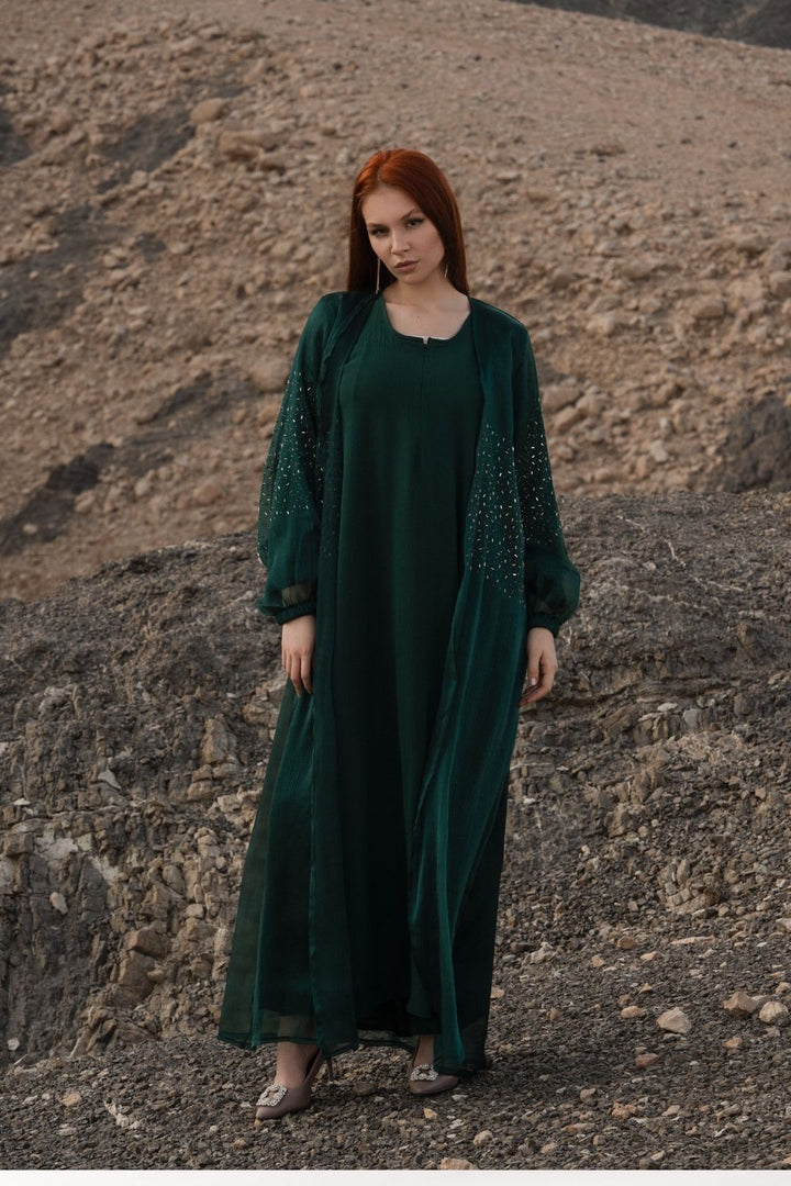Kassandra Abaya