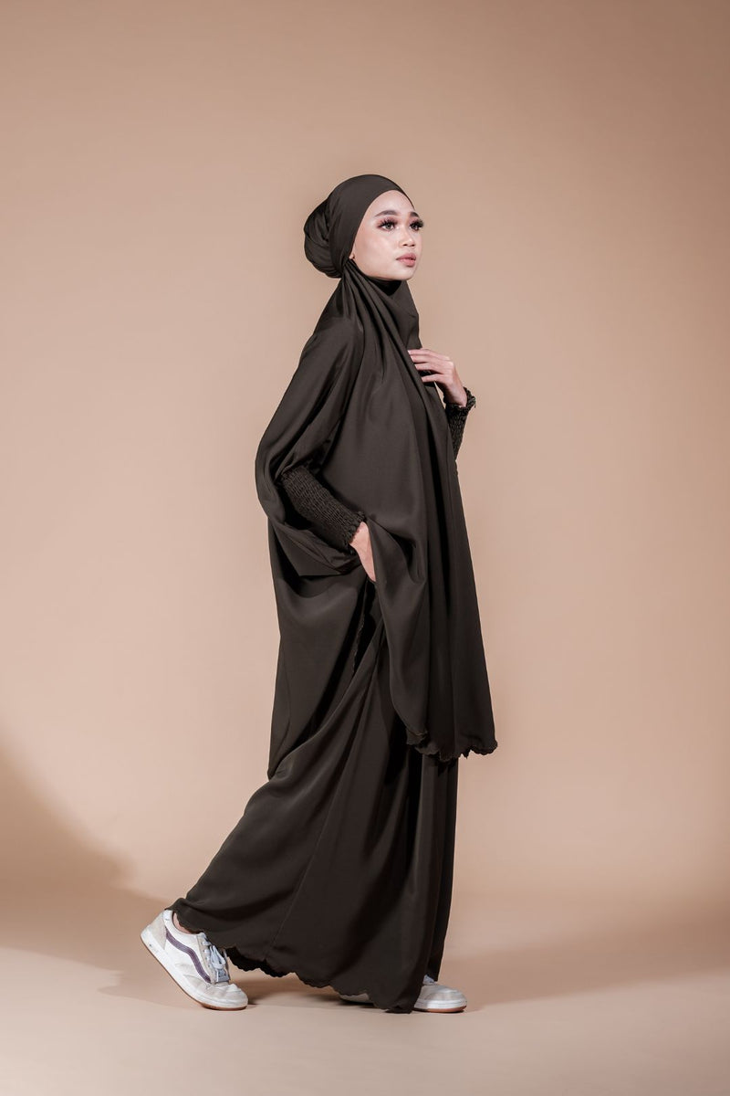 Jilbab Scallop Skirt Set in Olive