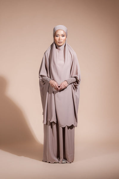 Jilbab Scallop Skirt Set in Taupe