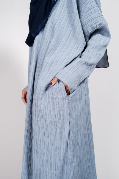 Singapore Muslimah model in batwing modest nursing-friendly kaftan with pockets