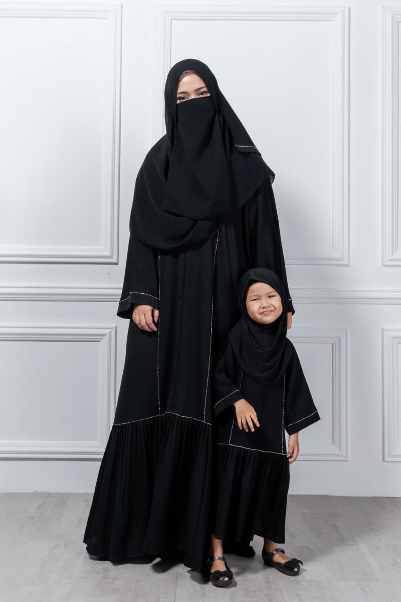 Mirna Dubai Abaya with Mermaid Pleats, Line Crystals, and Slimming Design