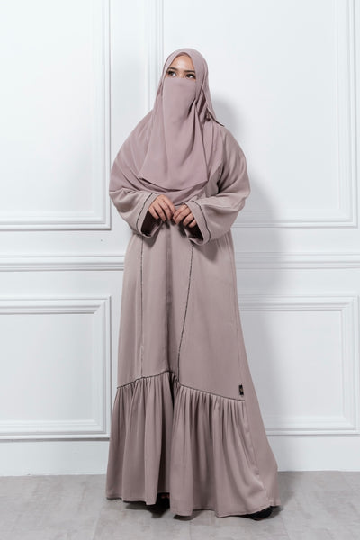 Mirna Dubai Abaya with Mermaid Pleats, Line Crystals, and Slimming Design