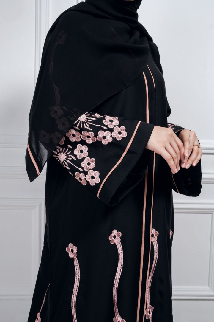 Etsu Abaya
