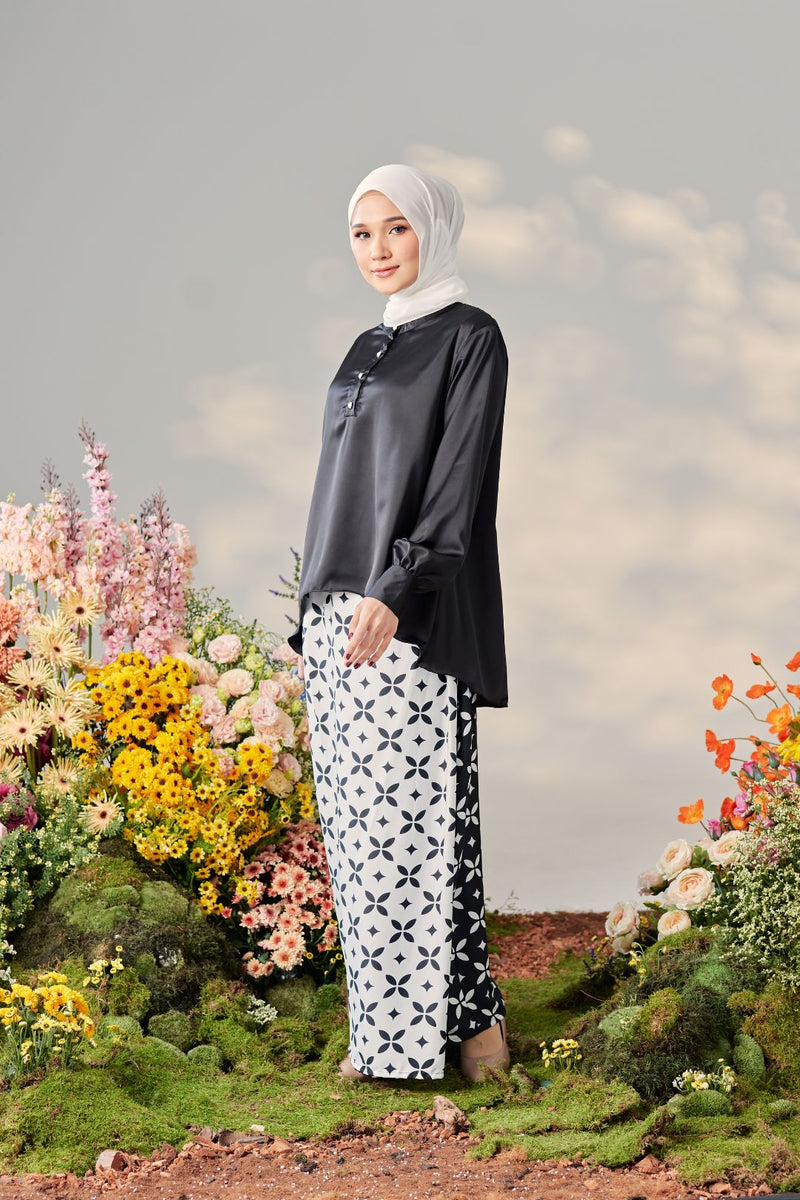 Romantika Raya &