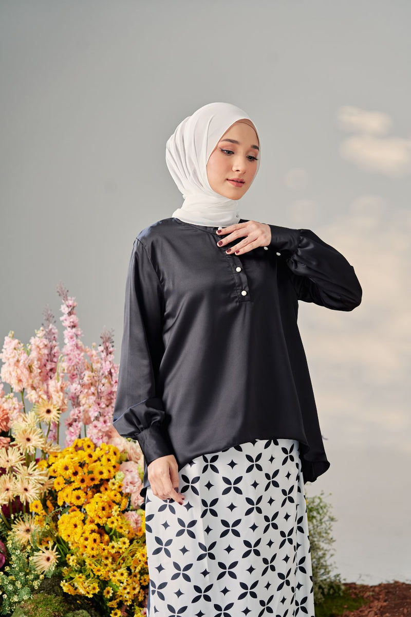 Romantika Raya &
