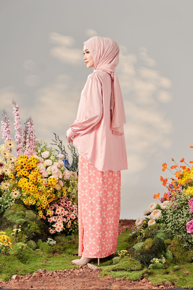 Romantika Raya &