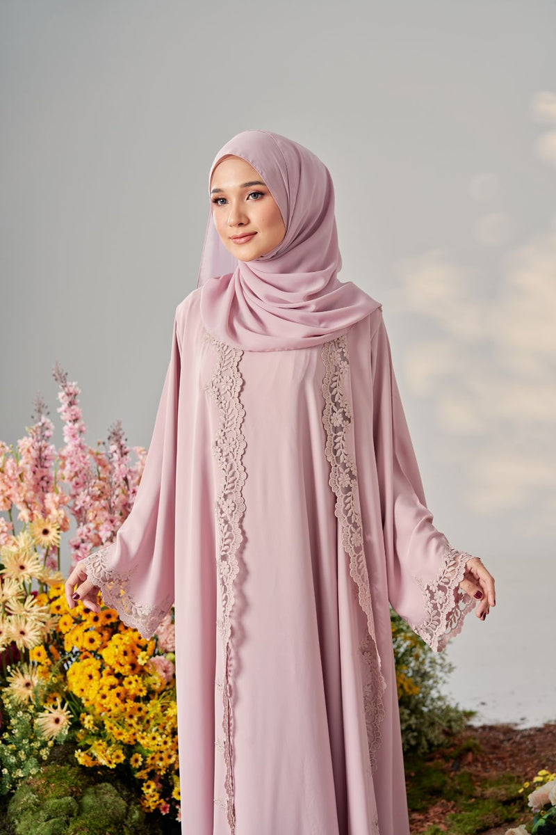 Romantika Raya &