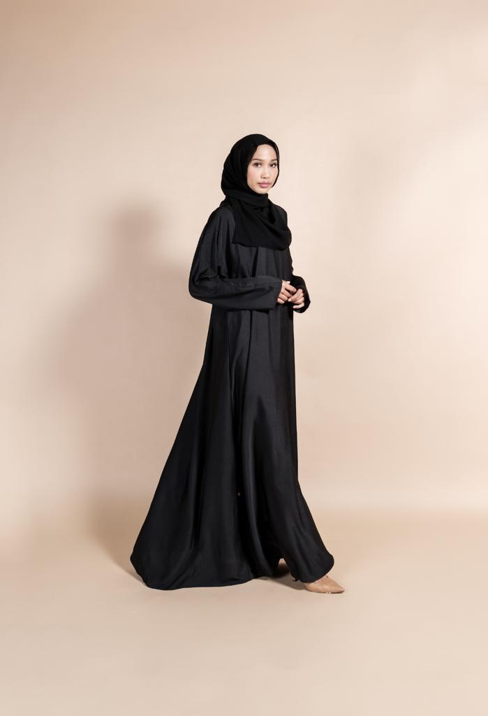 Lightweight, Ironless and Soft Longsleeve Abaya Inner. To be worn underneath an Abaya. By Marlena offers a variety of Abaya, Innerwear, Tops, Dresses and shawls. Singapore Leading Modest Fashion We ship to Singapore, Malaysia, London, Brunei.